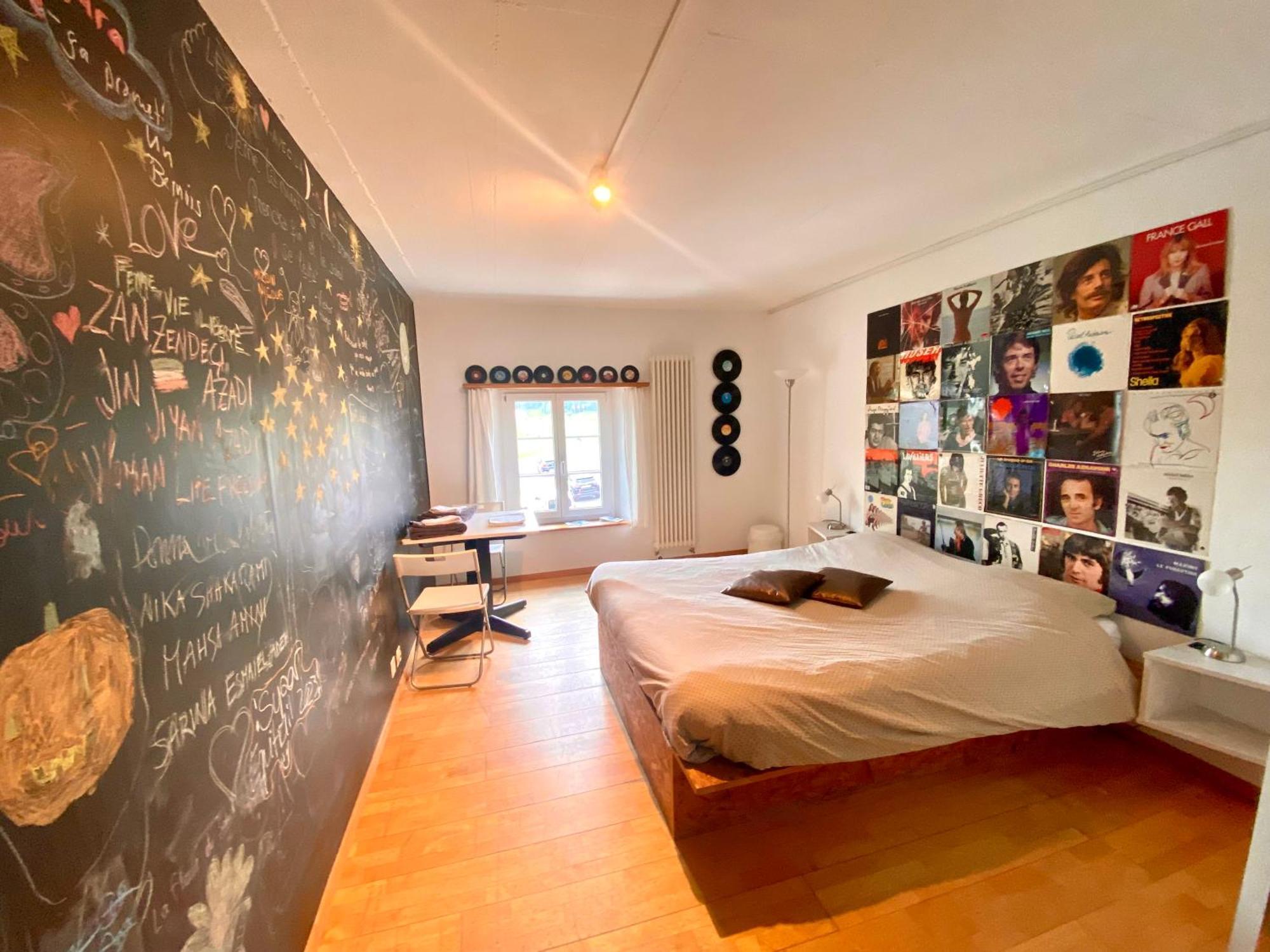 Cafe Du Soleil Hotel Saignelégier Buitenkant foto